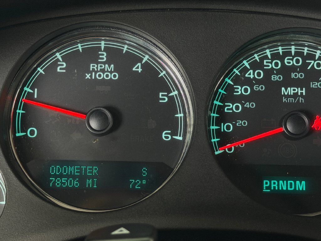 Used 2013 Chevrolet Avalanche LS RWD image 19