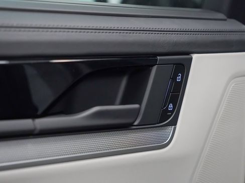 New 2026 Porsche Cayenne S image 15