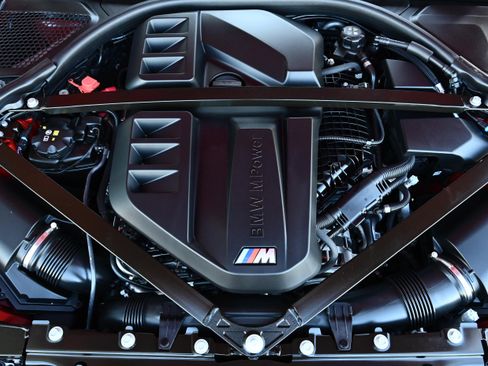 Used 2024 BMW M2 w/ Lighting Package image 31