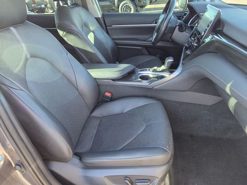 Used 2023 Toyota Camry XLE w/ Navigation Package FWD image 23