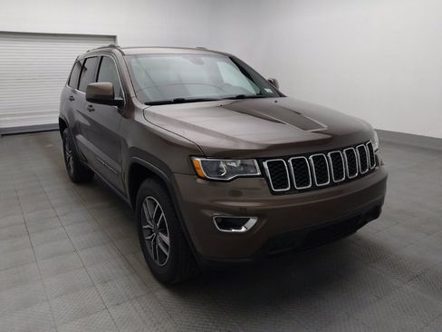 Used 2019 Jeep Grand Cherokee Laredo w/ Laredo X Package RWD image 13