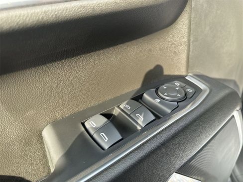Used 2024 GMC Sierra 1500 Elevation image 19