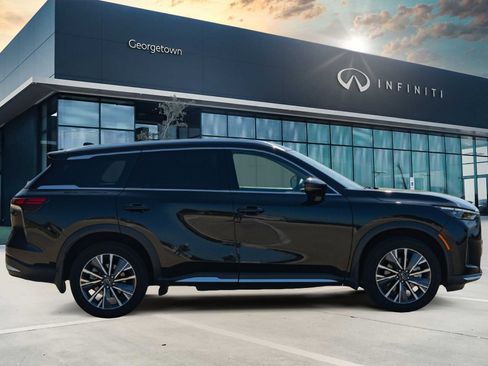 Certified 2026 INFINITI QX60 Luxe w/ Cargo Package AWD/4WD image 4