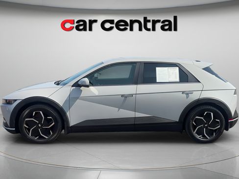 Used 2023 Hyundai Ioniq 5 SEL AWD/4WD image 2