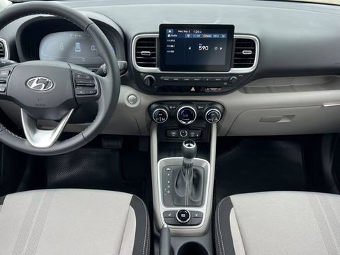 New 2026 Hyundai Venue SEL FWD image 12