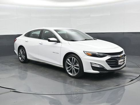 Used 2023 Chevrolet Malibu LT image 1