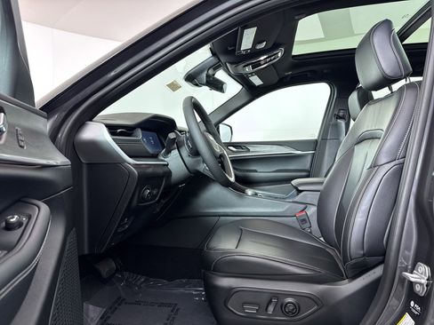 New 2025 Jeep Grand Cherokee Limited image 5