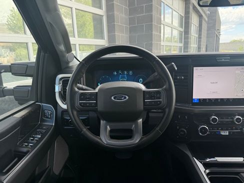 Used 2025 Ford F350 Lariat AWD/4WD image 44