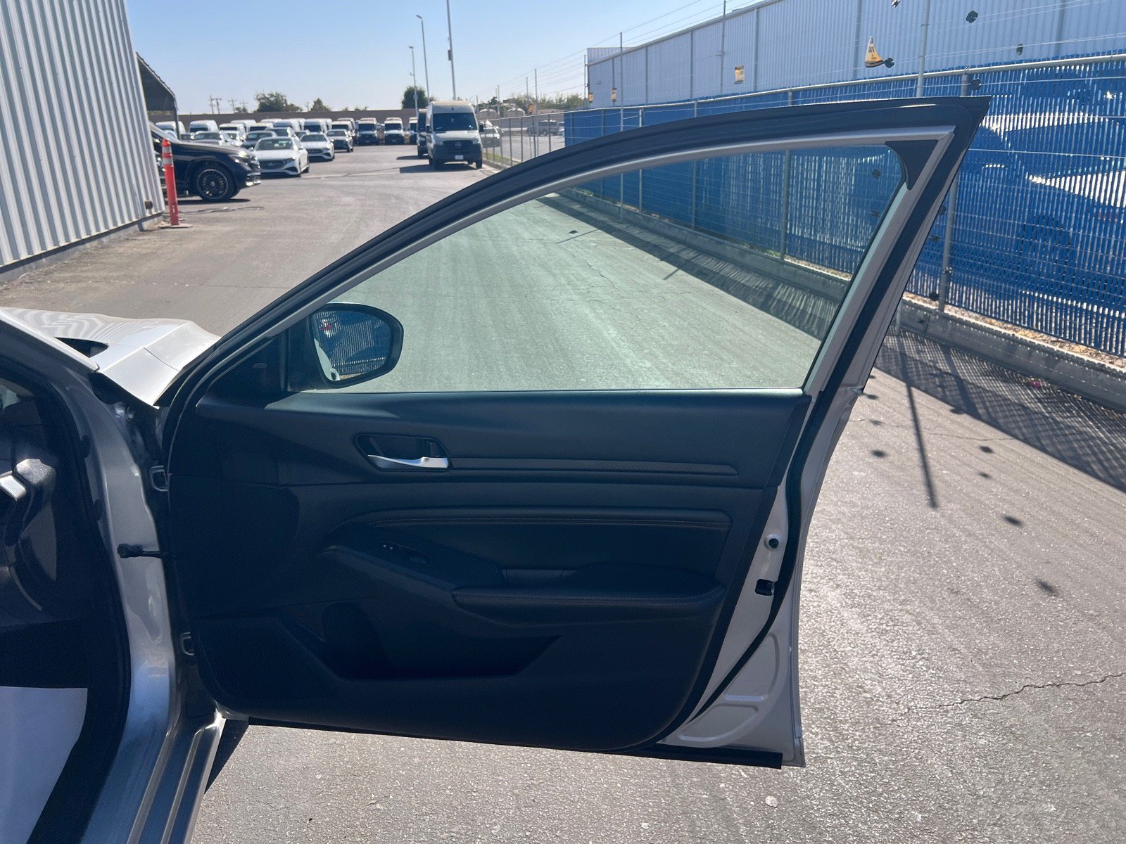 Used 2021 Nissan Altima 2.5 SR FWD image 23