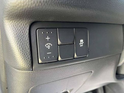Used 2018 Kia Soul + FWD image 22