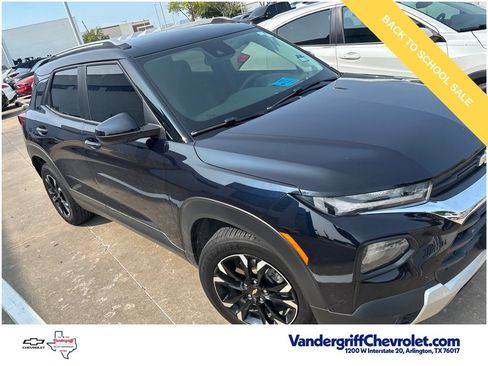 Used 2021 Chevrolet TrailBlazer LT w/ Convenience Package FWD image 4