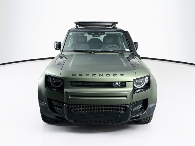 New 2026 Land Rover Defender 110 S AWD/4WD image 2