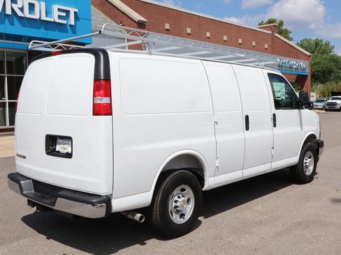 New 2025 Chevrolet Express 2500 w/ Driver Convenience Package image 27