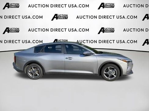 Used 2025 Kia K4 FWD image 5