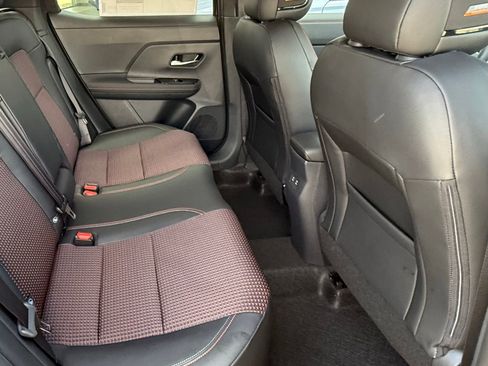 New 2026 Nissan Kicks SR image 15