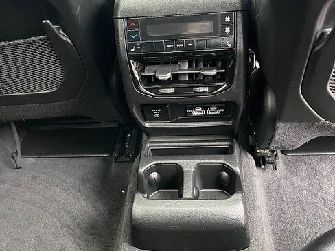 Used 2021 Jeep Grand Cherokee L Limited image 15