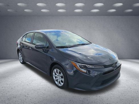 Used 2024 Toyota Corolla LE FWD image 1