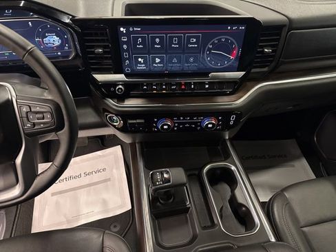 Used 2024 GMC Sierra 1500 SLT w/ SLT Convenience Package image 18