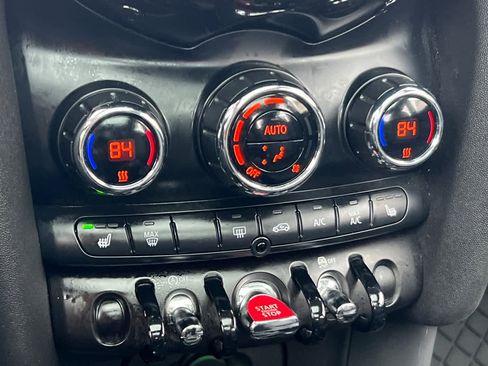 Used 2020 MINI Cooper 2-Door Hardtop image 22