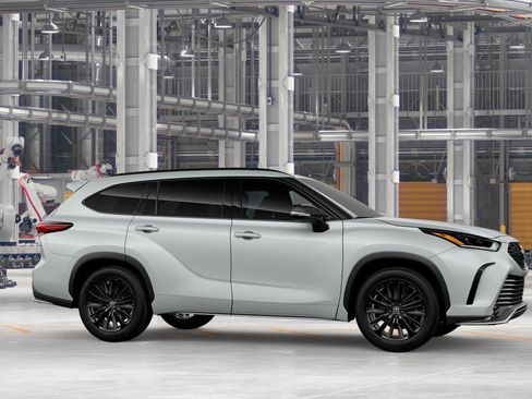 New 2026 Toyota Highlander XSE AWD/4WD image 13