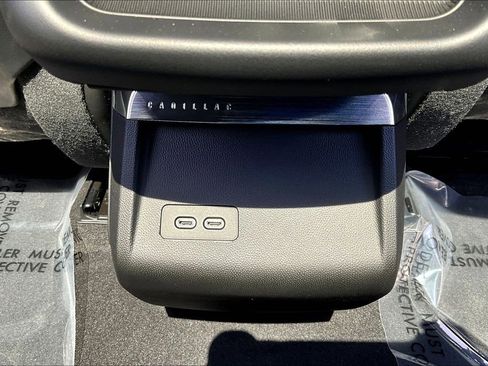New 2026 Cadillac Lyriq Sport RWD image 22