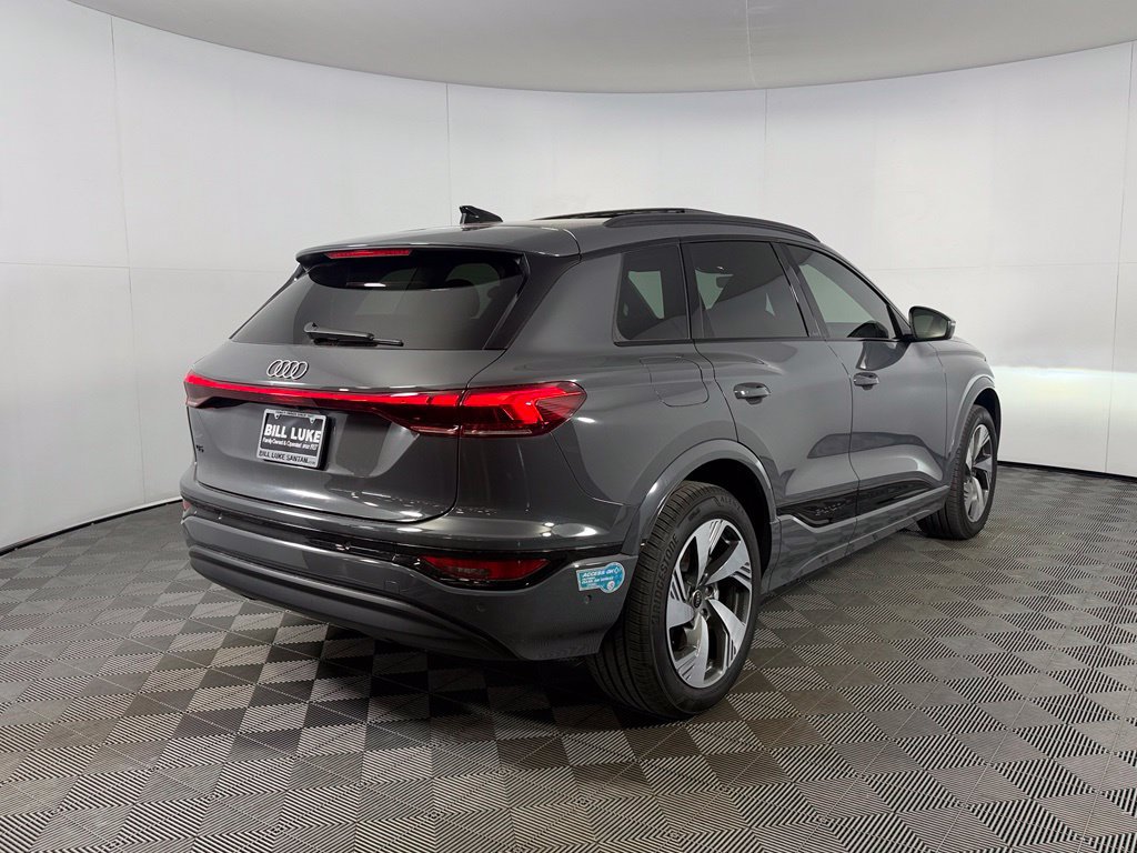 Used 2025 Audi Q6 e-tron Premium Plus w/ Premium Plus AWD/4WD image 7