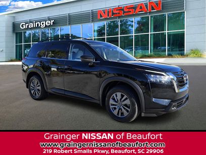 Used 2022 Nissan Pathfinder SV