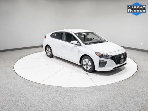 Used 2018 Hyundai Ioniq Blue image 25
