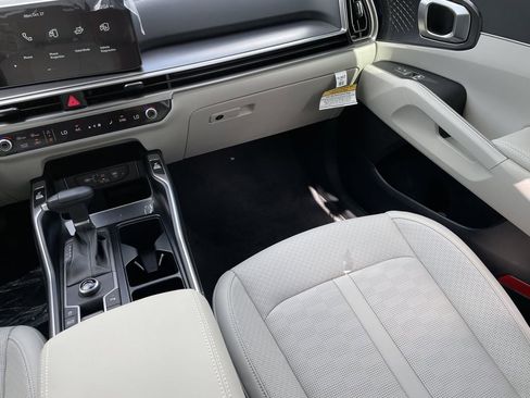 New 2026 Kia Sorento S image 16