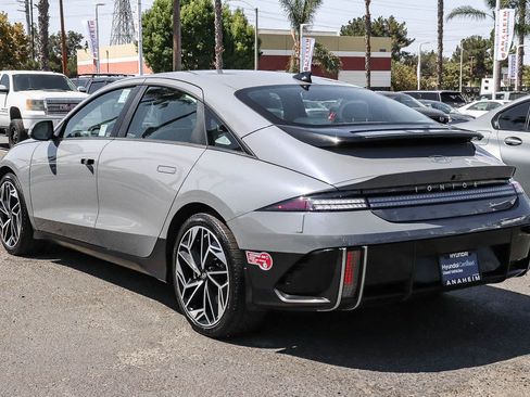 Used 2023 Hyundai Ioniq 6 SEL RWD image 9