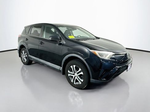Used 2017 Toyota RAV4 LE w/ All Weather Liner Package AWD/4WD image 8