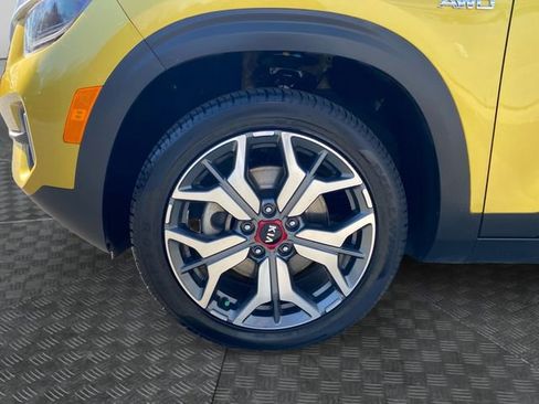 Used 2021 Kia Seltos SX image 32