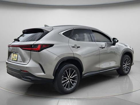 Used 2024 Lexus NX 250 FWD image 7