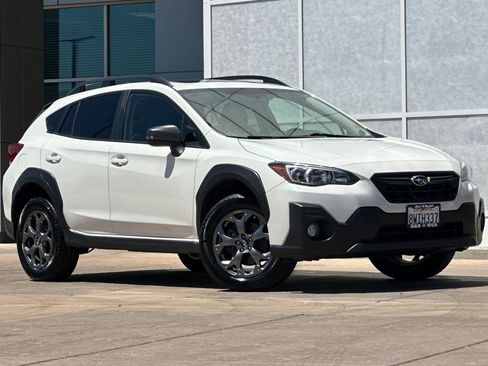 Used 2021 Subaru Crosstrek 2.5i Sport w/ Moonroof Package AWD/4WD image 2