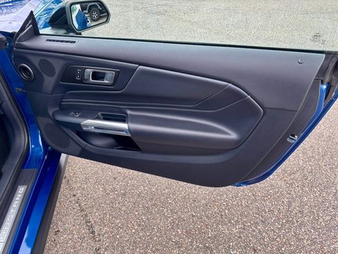 Used 2024 Ford Mustang GT Premium image 15