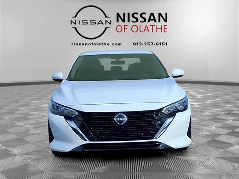 Used 2025 Nissan Sentra S image 30