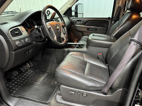 Used 2012 Chevrolet Silverado 3500 LTZ w/ LTZ Plus Package AWD/4WD image 10