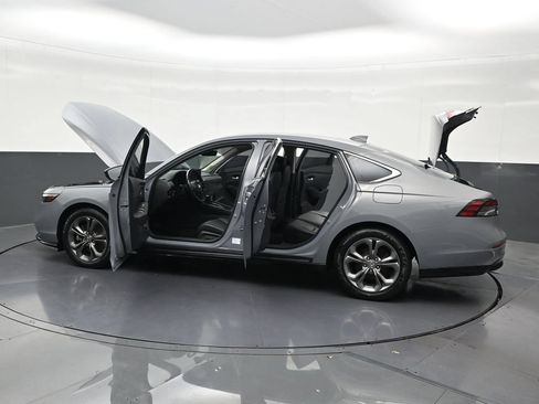 Used 2023 Honda Accord EX-L image 34