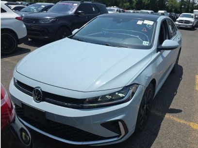 Used 2025 Volkswagen Jetta SE