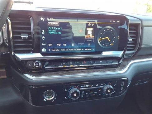 Certified 2022 Chevrolet Silverado 1500 RST w/ Redline Edition image 13