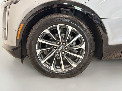 Used 2024 Cadillac Lyriq Sport AWD/4WD image 35