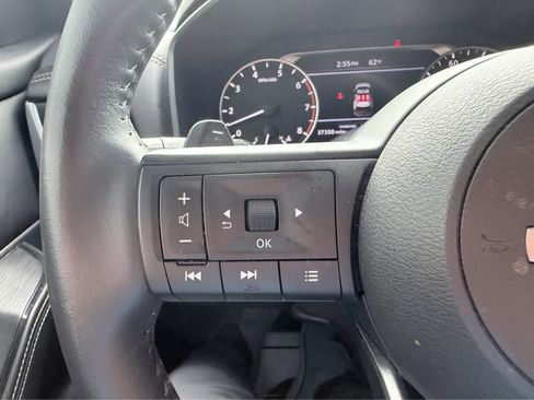 Used 2024 Nissan Rogue SV w/ SV Premium Package image 22