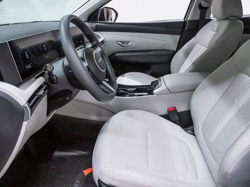 Used 2026 Hyundai Tucson SEL FWD image 9