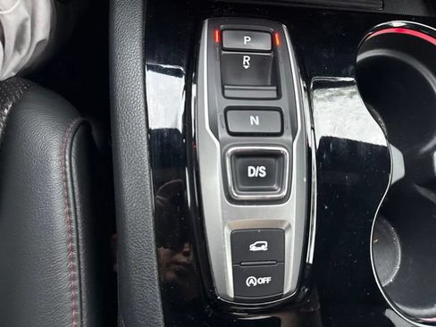 Used 2021 Honda Pilot Black Edition image 11