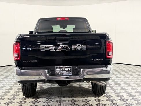 Used 2026 RAM 2500 Big Horn AWD/4WD image 9