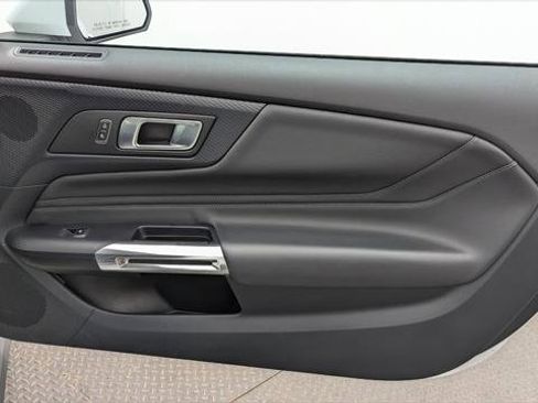 Used 2024 Ford Mustang Premium image 21