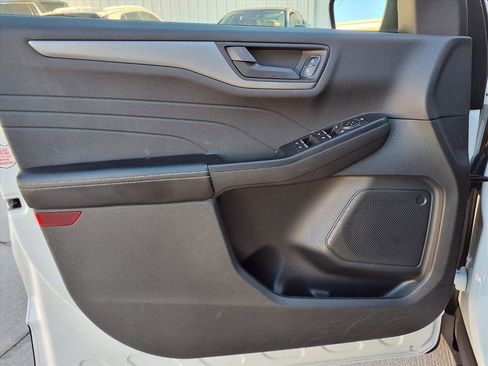 Used 2025 Ford Escape Active image 19