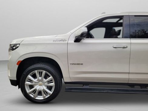 Used 2021 Chevrolet Tahoe High Country image 16