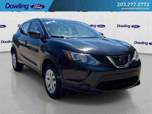 Used 2019 Nissan Rogue Sport S FWD image 1