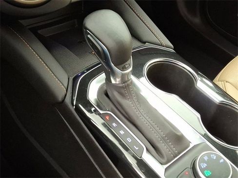 Certified 2024 Chevrolet Blazer Premier w/ Driver Confidence II Package image 15